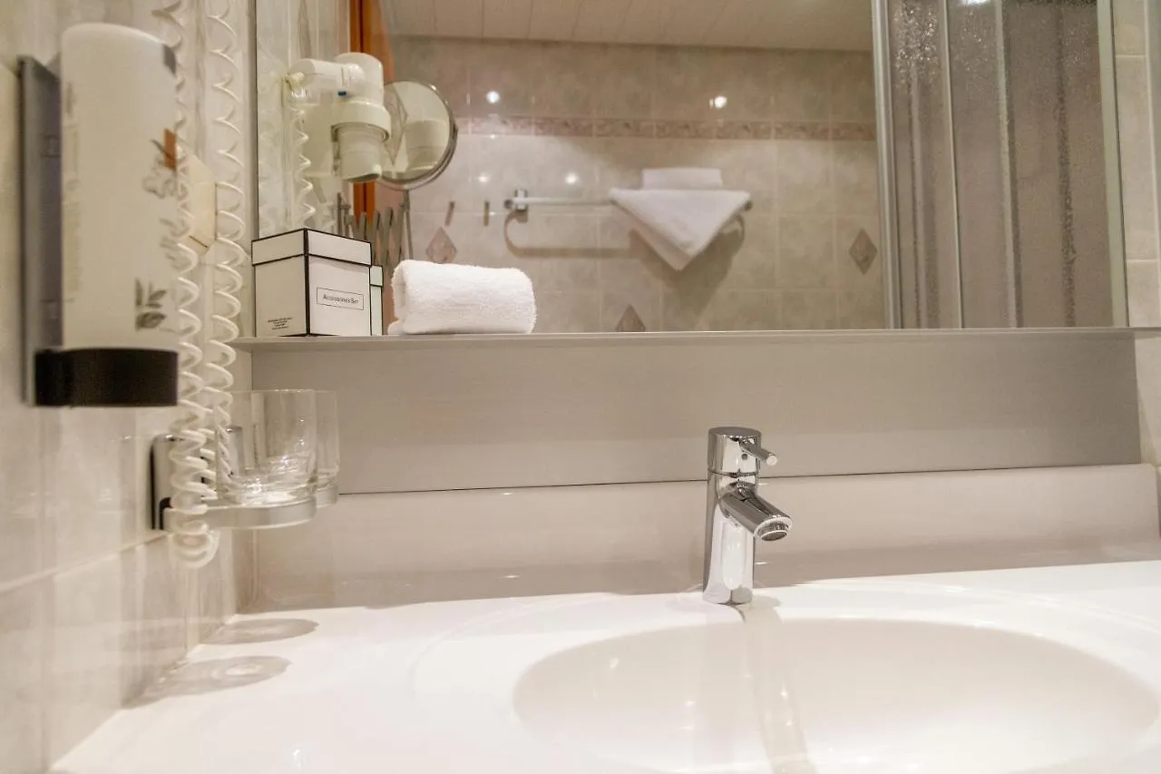 Landhotel Rugheim Hotel Ruegheim